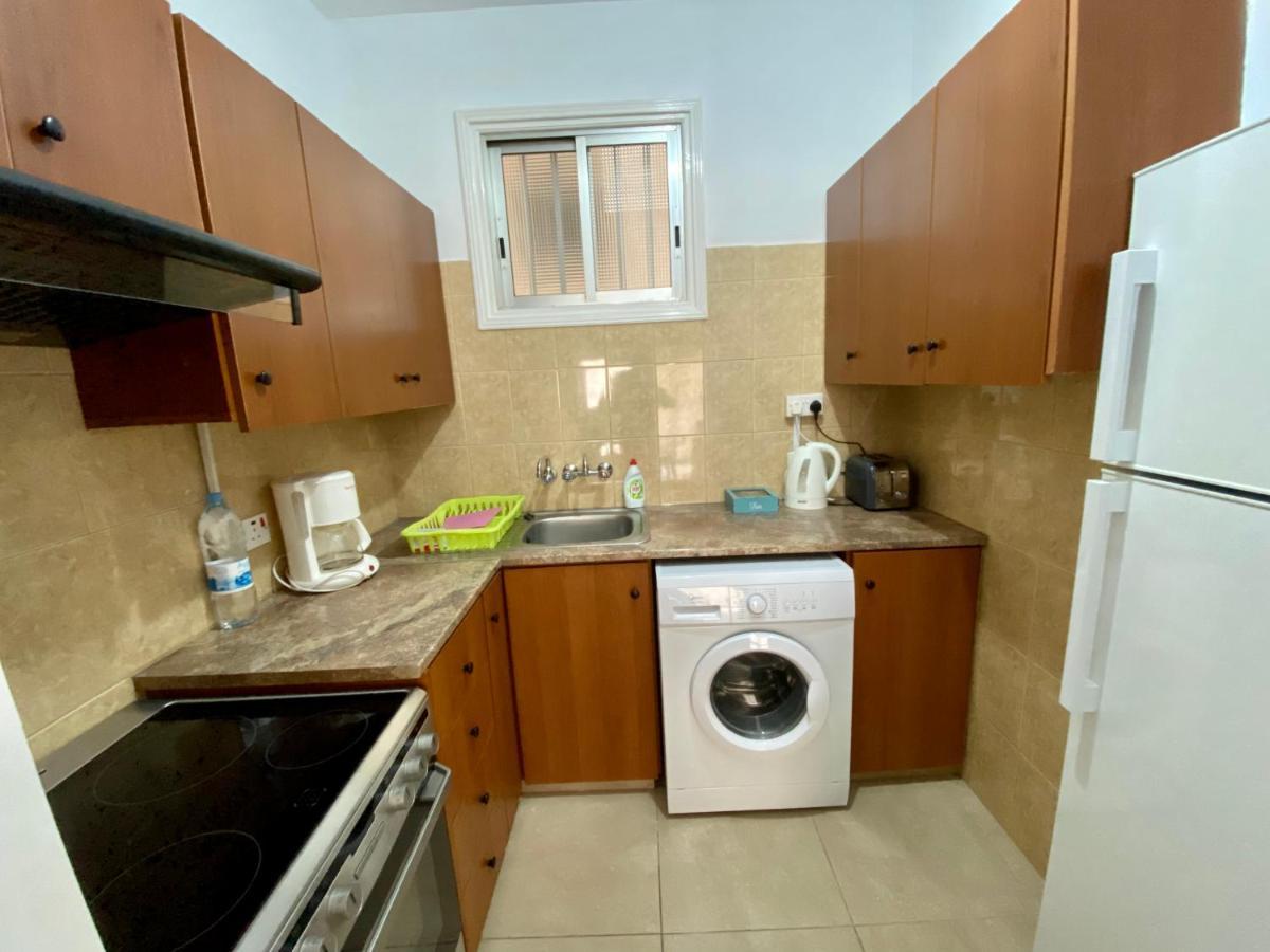Kontheo Elli Ground Apt 2 Near The Beach Apartment Ларнака Екстериор снимка